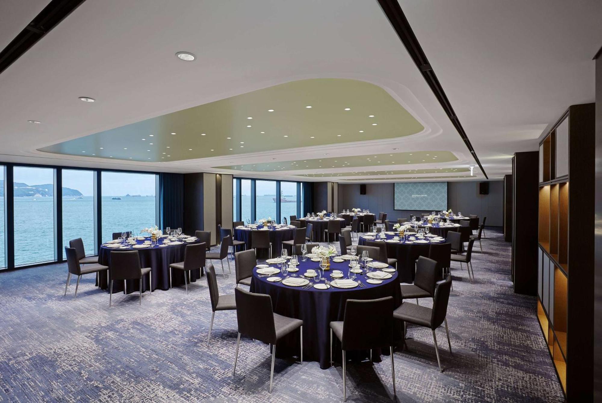 Wyndham Grand Busan Bagian luar foto