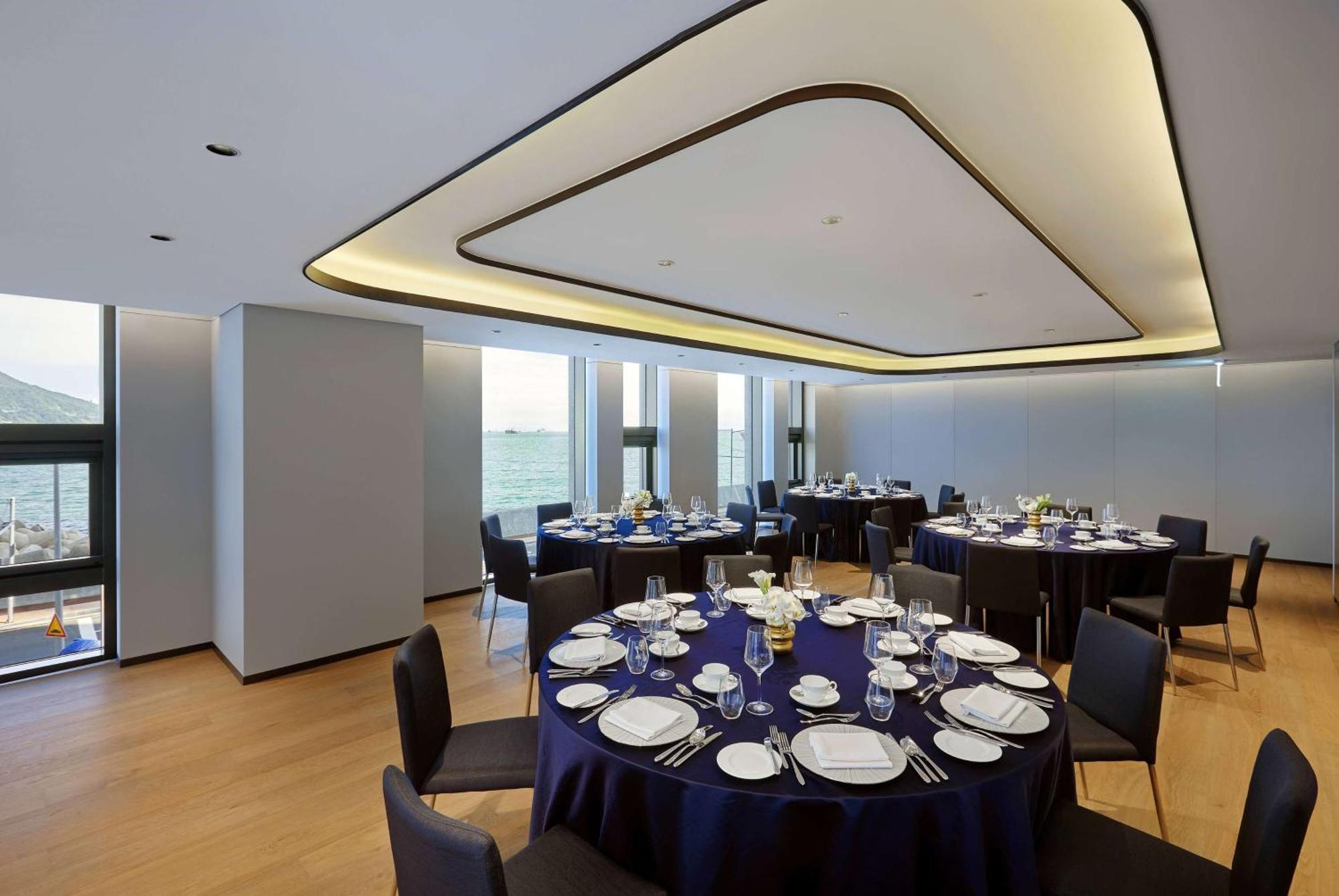 Wyndham Grand Busan Bagian luar foto